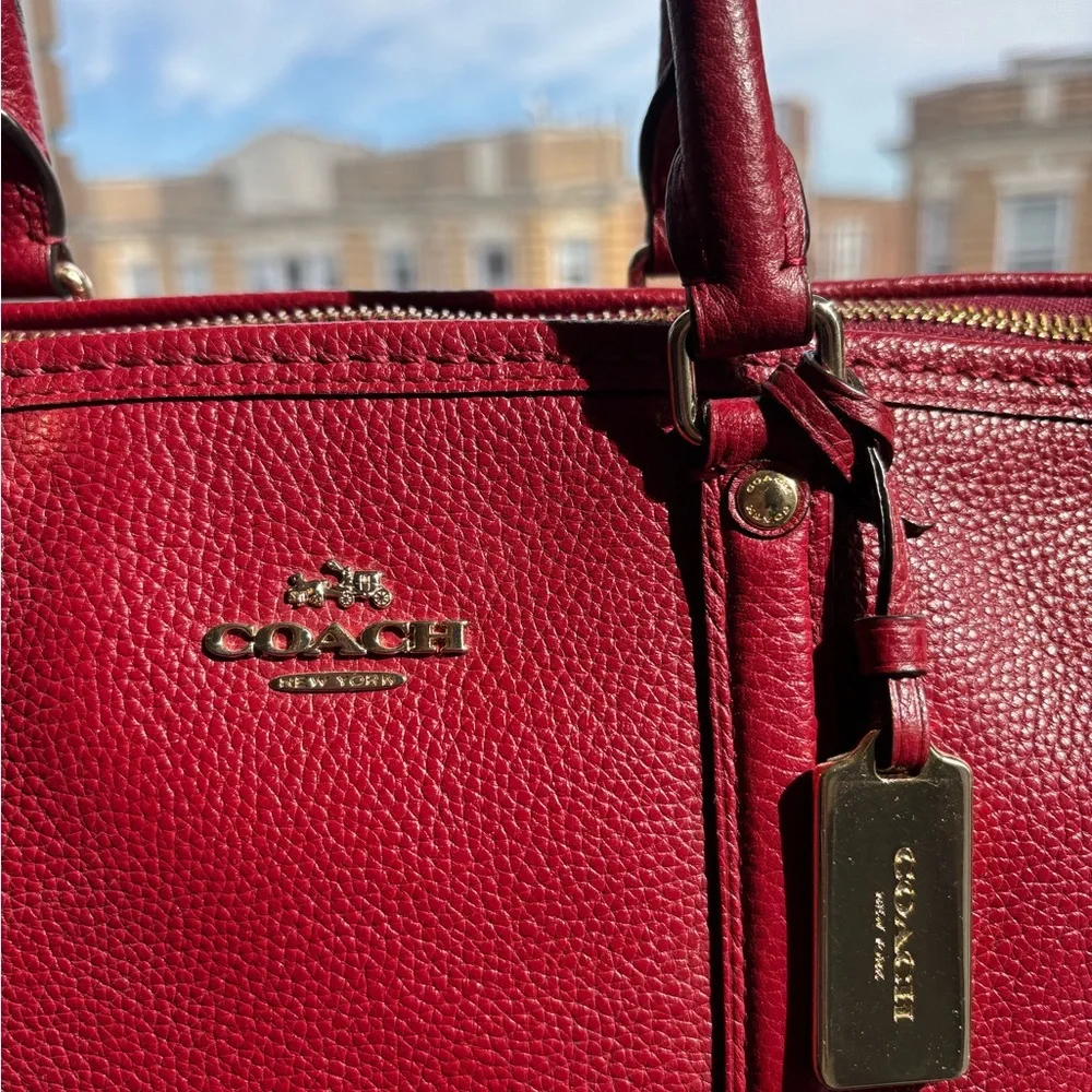 Beautiful Like-New Red Coach Purse With Crossbody Strap Pebble Leather Handbag - Picture 7 of 12